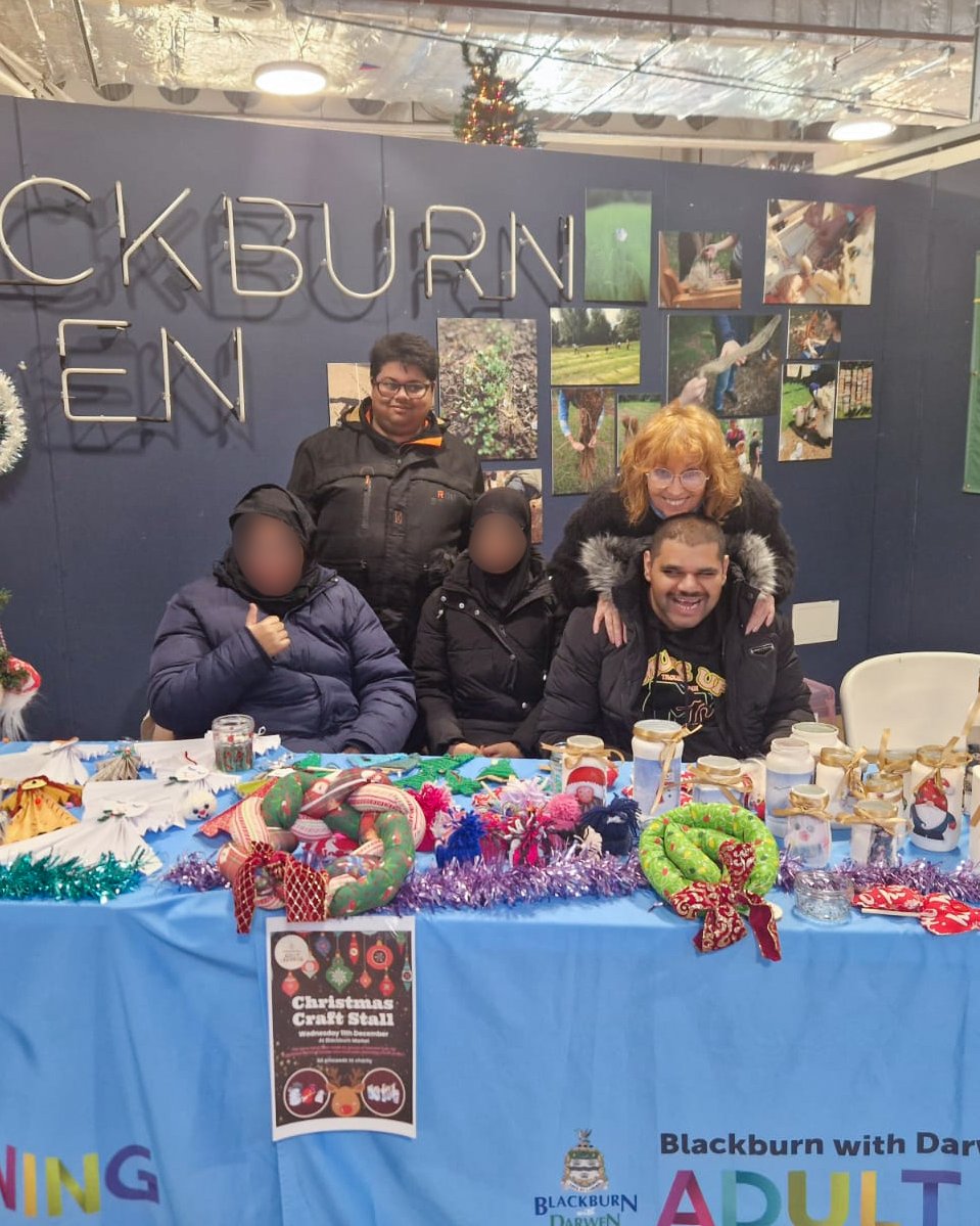 PurplePatch_CiC's tweet photo. Over 12 weeks, we’ve worked with Lynette from @BwDAdultLearn  to make handmade Christmas decorations!🎄

This week, we sold them at Blackburn Markets and raised £313! 🎉 

Thank you to everyone who supported us. It means the world! 💖 https://t.co/lDlrgRWdE1