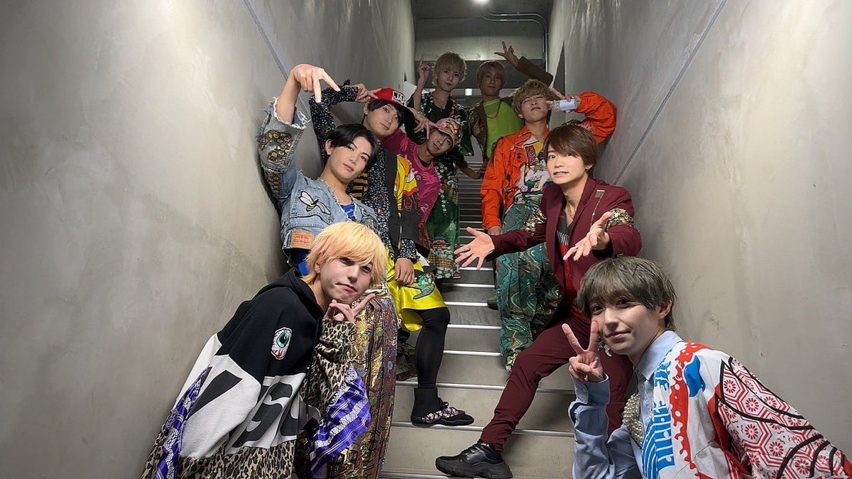 IBUKI070401's tweet photo. シンセレありがとございましたー！🙇‍♂️
今年最後のシンセレでした！ほぼ毎月出てたから、沢山お世話になりました！ありがとございます！
お菓子食べ放題最高です。🤤
今日も来てくれてありがとうー！🙇‍♂️ https://t.co/alsl1R3u4f