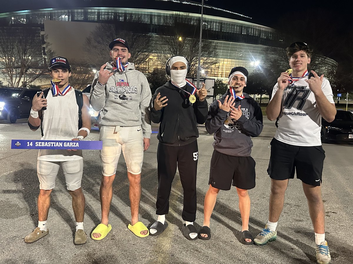 Sebas_Garza25's tweet photo. We did it! STATE CHAMPS! #WeMadeHistory #RandleHighSchool #2024StateChamps @BrianRandle40 @preston_rambo @CoachC_White @CoachHaack09 @RandleFootball https://t.co/EkKUIQF3xb