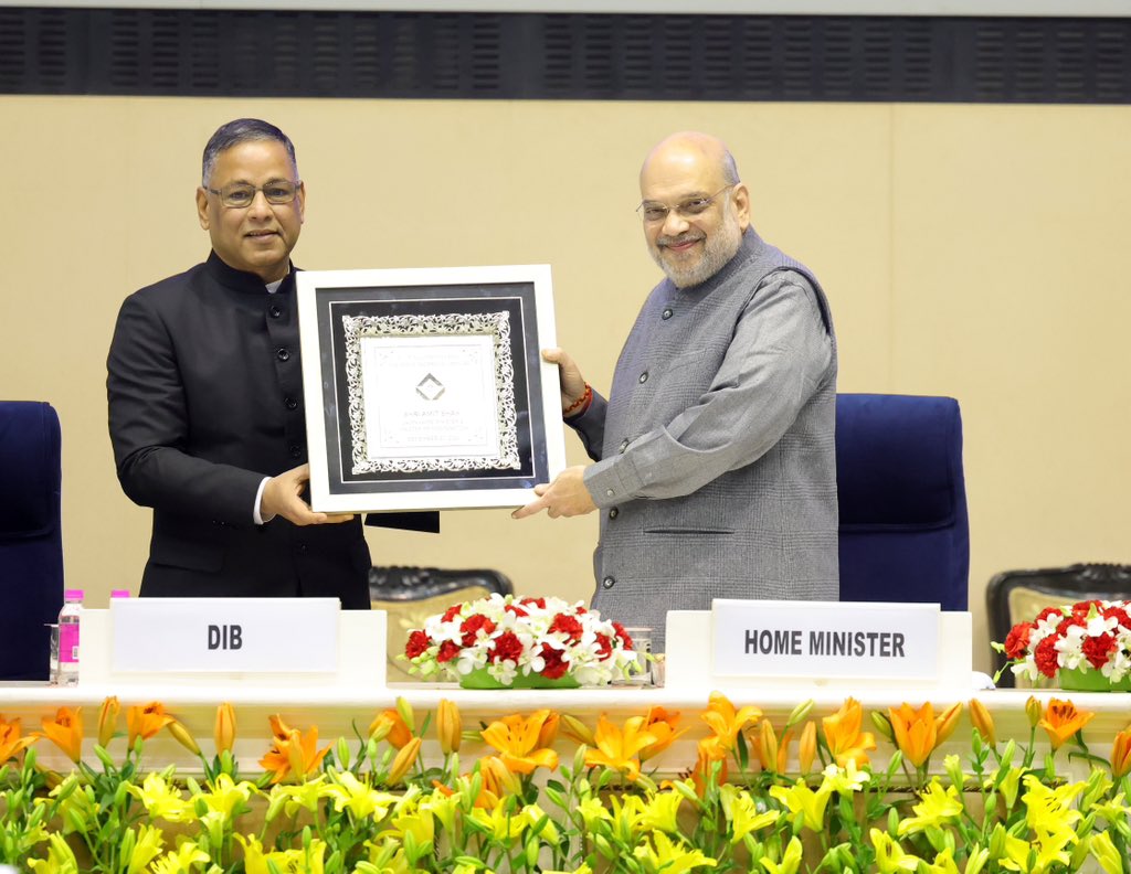 AmitShah's tweet photo. Addressed the ‘37th Intelligence Bureau Centenary Endowment Lecture’.

In the last decade, Bharat has scripted a new era by emerging as a global leader from a regional leader. The Intelligence Bureau has played a decisive role in neutralising various threats in the country. Combating divisive forces that harm society through misinformation and fake news should also be our priority.