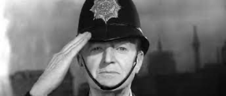 SaveRedlandLibr's tweet photo. 5pm TODAY on @TalkingPicsTV
From 1963 s9 Ep 27 of #Police #Drama📺 #DixonOfDockGreen - “Before the Ball” directed by #RobinNash & written by #TedWillis
🌟#JackWarner #PeterByrne #JeanetteHutchinson #ArthurRigby #AnneRidler #JohnHughes #JanMiller #JohnBarrard #AnnTempest https://t.co/YvykzMgOYW