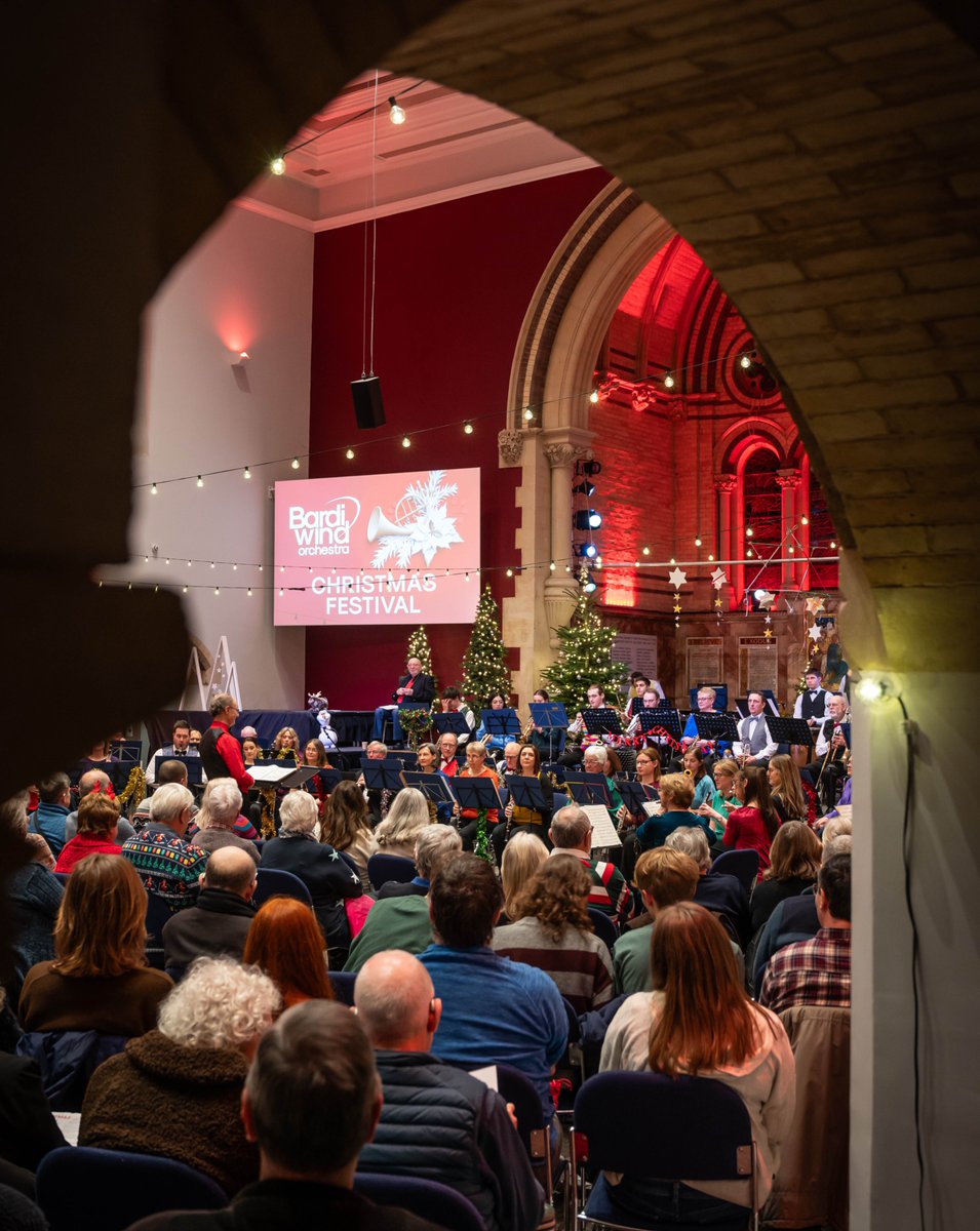 Merry Christmas from all at the Bardi and a huge thank you to everyone who joined us on Saturday for the Bardi Wind's annual Christmas Festival concert! A fantastic evening was had by all.

Photography by Chris Roe

#merrychristmas #christmasconcert #leicester #windband