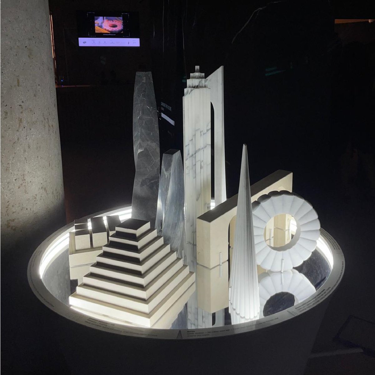 La mostra MARMO | MARBLE. CARVING THE FUTURE arriva a Dubai dal 20 dicembre 2024 al 14 gennaio 2025, presso Foundry: un viaggio alla scoperta dell’unicità del Made in Italy.