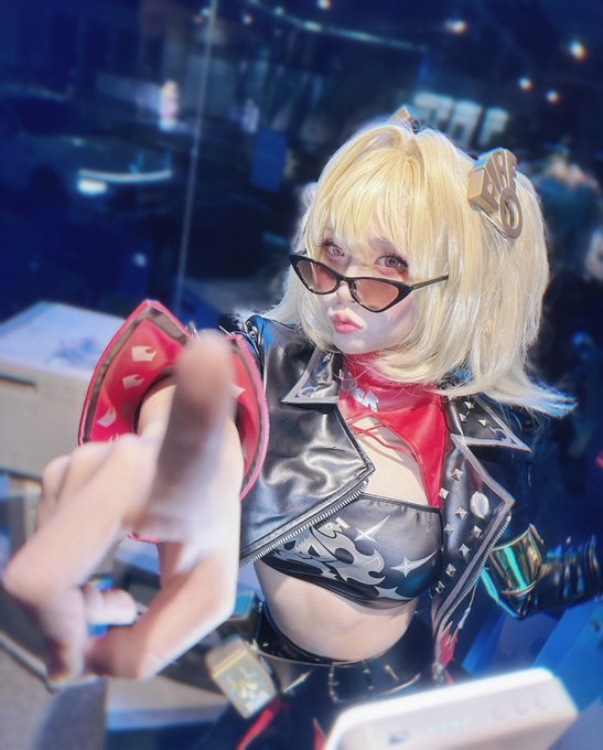 Twitterのコスプレ画像22