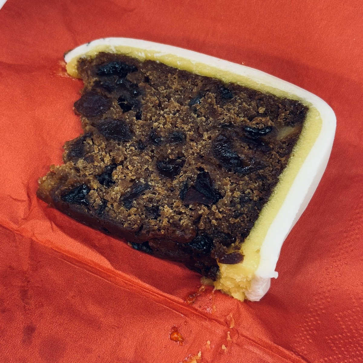 DrJNurse's tweet photo. I love Christmas cake, but you only get to eat it once a year and this year my one supplier decided it wasn’t worth making it since only I eat it!

Thank you to @katrinacathie for sorting me out with an extra slice of her fantastic cake. #MerryChristmas https://t.co/LwVOOBOY8B