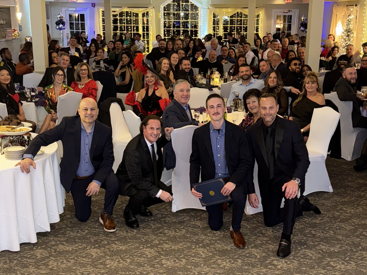 Still feeling the joy from the iSP Holiday Party! 🎄🏆

Thanks to the entire iSP team for a fantastic holiday bash and award ceremony. We’re carrying the good vibes into the new year—this party was one for the history books!
