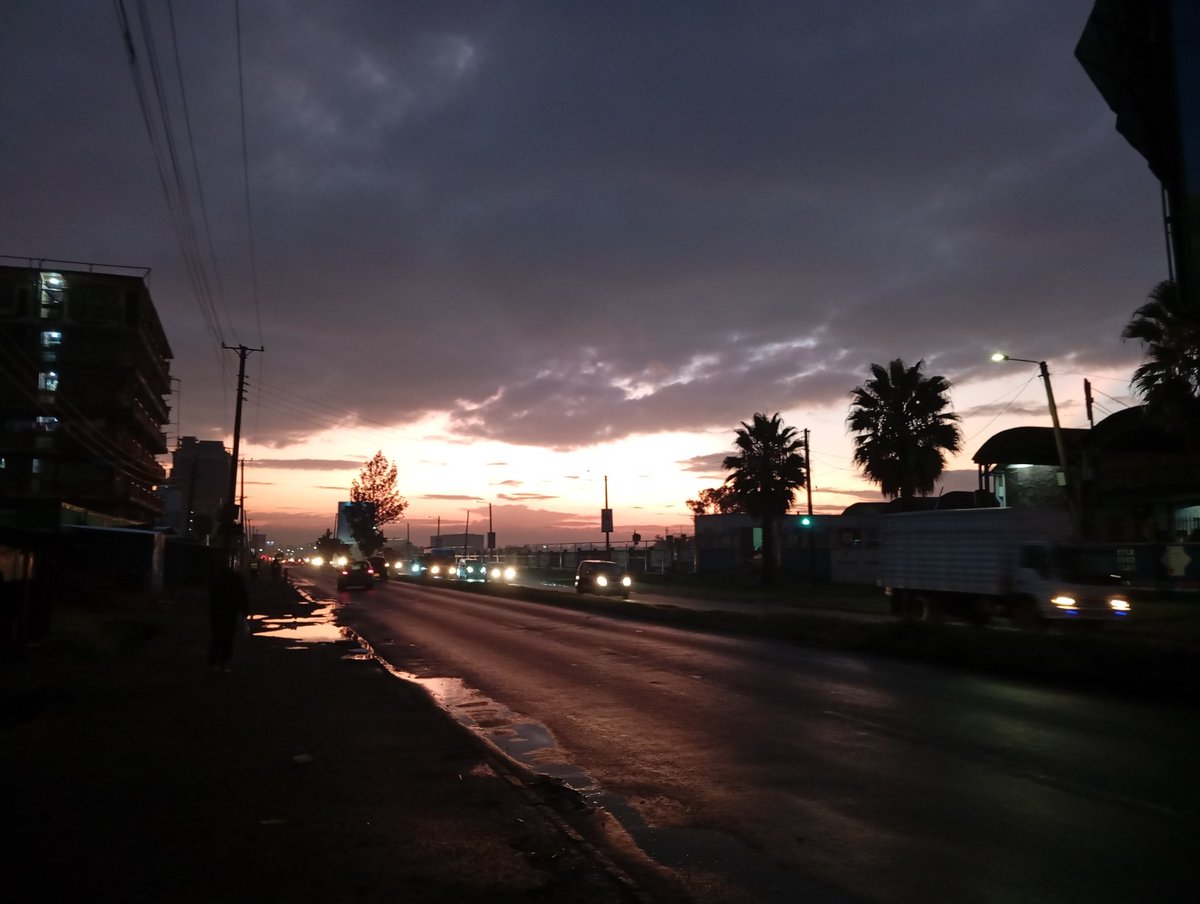 maxwirehera's tweet image. One for the road my 🌄 
#redmi13