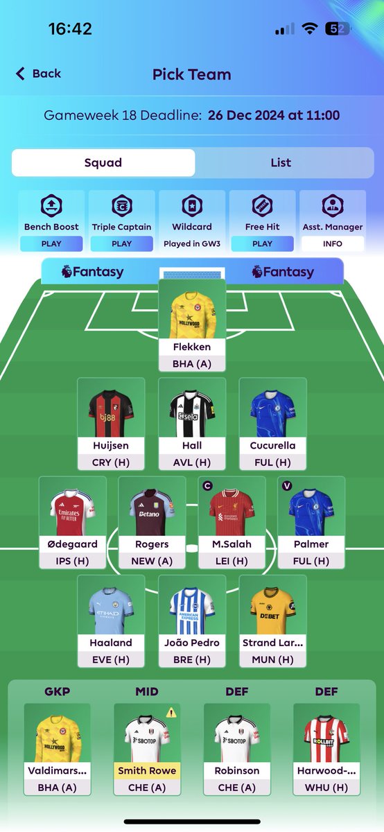 txstly's tweet photo. @_FPLtips have 1.1m in the bank so can’t do the larsen -> izak move, suggestions? https://t.co/3ktn6ZS0IJ