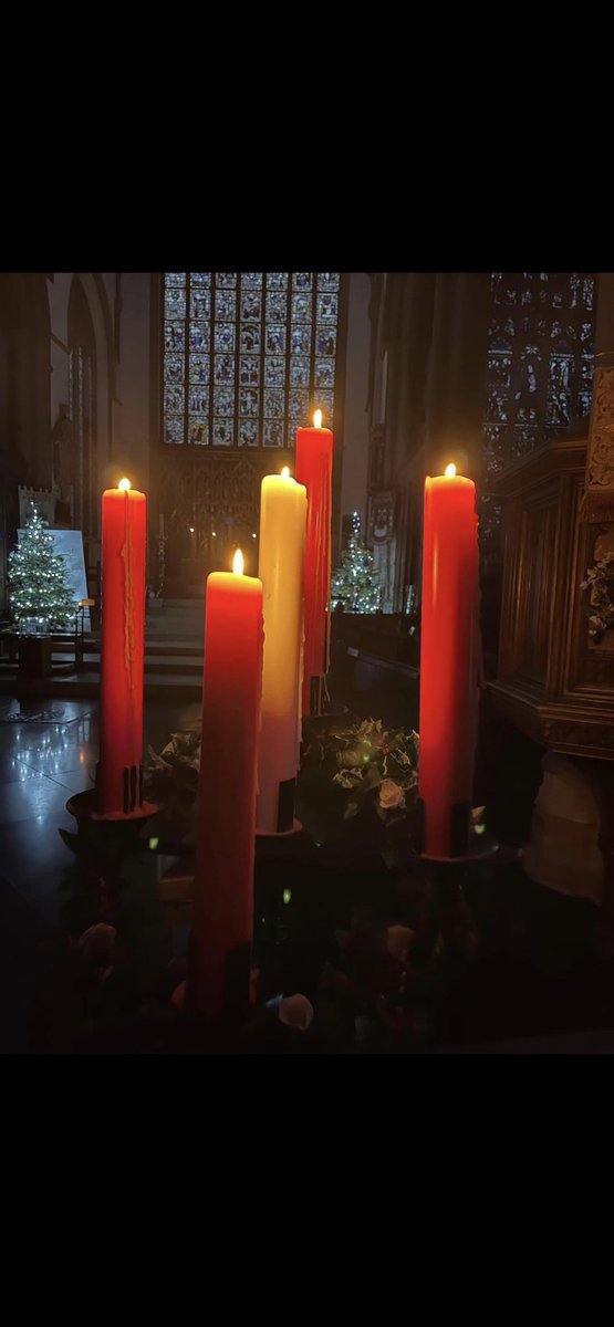 CHRISTMAS AT ST PETER MANCROFT 
🎄 Midnight Eucharist of Christmas Eve at 11am.

🎄 Christmas Day Holy Communion (BCP) at 8am.

🎄 Christmas Day Family Eucharist with Carols at 10:00am
#StPeterMancroft