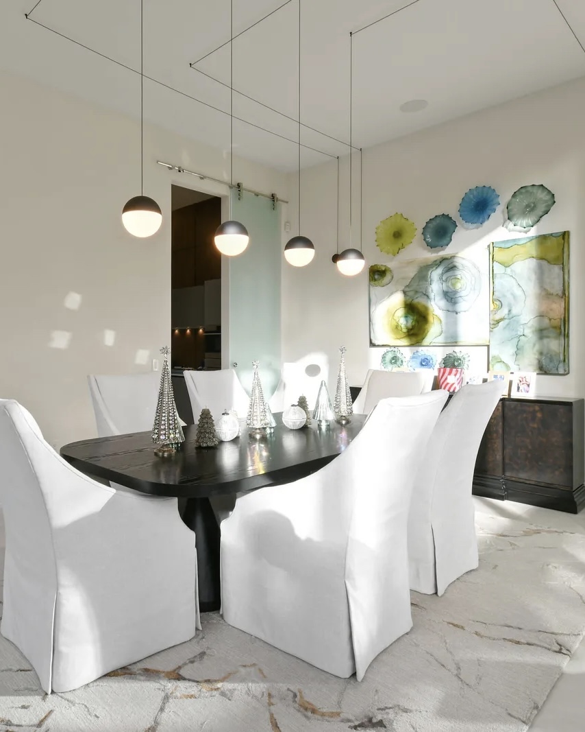 DouglasElliman's tweet photo. Christmas in Jupiter ๐ $17,995,000
Listed by Donna Hutchins in #DouglasElliman.
Learn more here: https://t.co/6xQsFMCrWX
#EllimanFlorida #TheNextMoveIsYours
#FloridaRealEstate #LuxuryRealEstate #LuxuryListings #JupiterRealEstate https://t.co/qCOMvOEOfB