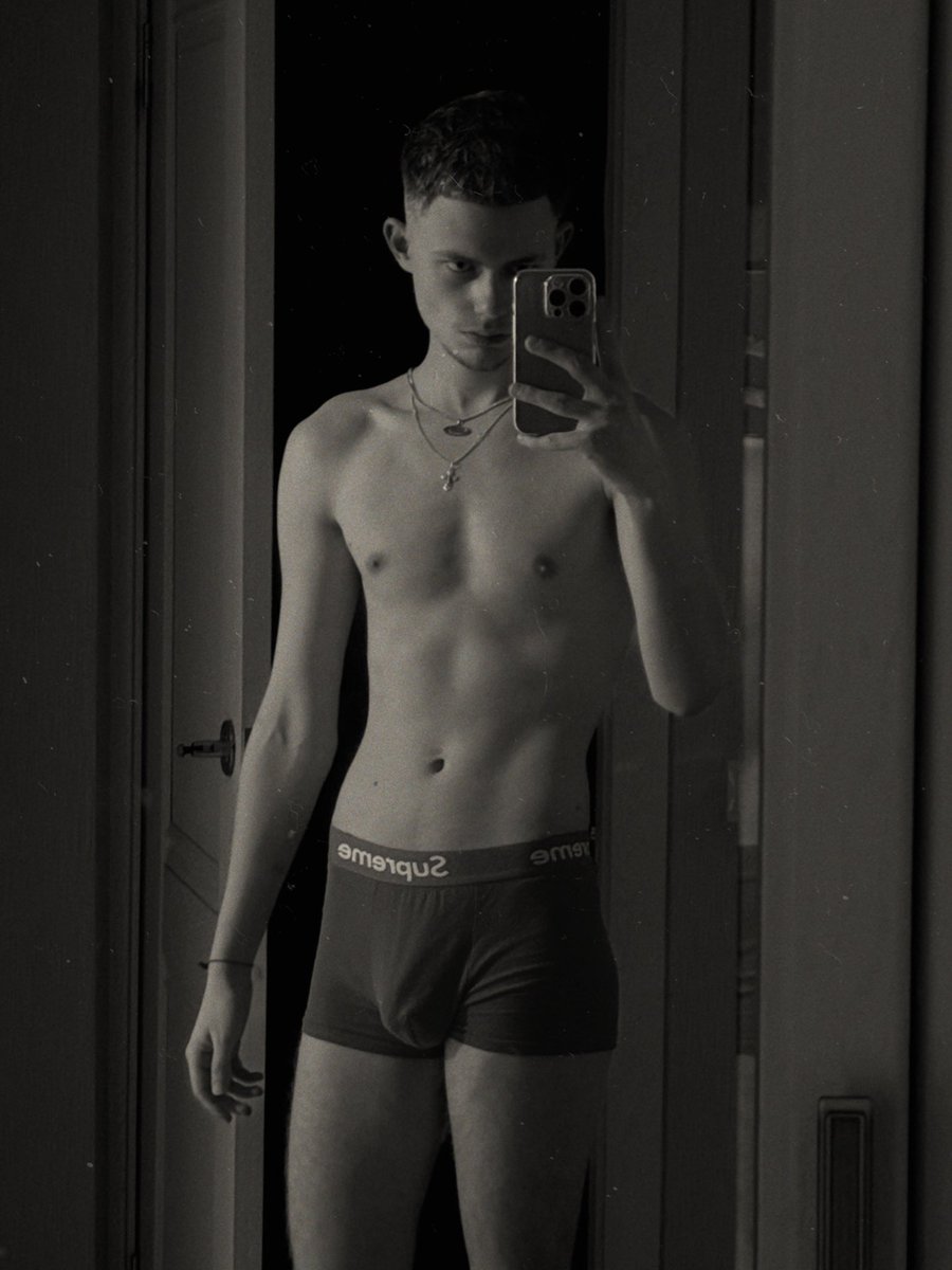 brngv (@boyfromru2002) on Twitter photo 