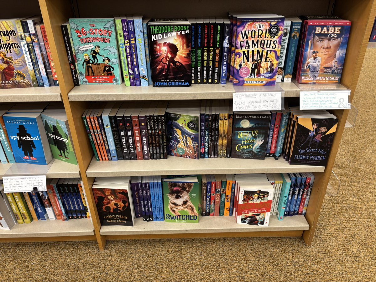 Jess and Stephanie tweet media