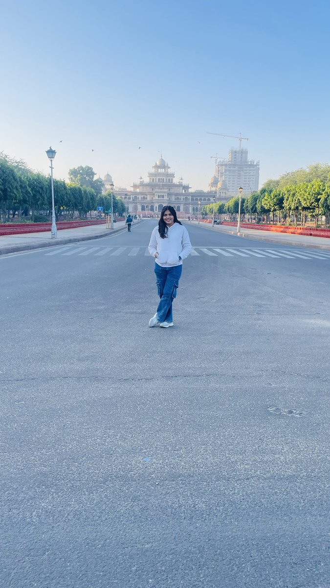 AmbikaJat's tweet photo. सामंजस्य एक हद तक ही बिठाया जाता है 
सामने वाला अगर विध्वंस चाहता है तो 
उसे उपहार नहीं दिया जाता…!!!

#ambe1304 #jatni https://t.co/VZr7Z0TEe3