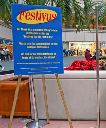 hbaskas's tweet photo. Oh joy! Orlando International Airport (MCO) is celebrating #Festivus today.
Could be the winning entry for Airport Amenity of the Week. Unless your airport has live #reindeer...
@flymco #orlandointernationalairport #celebrateFestivus #StuckatTheAirport
#airports
#altholiday https://t.co/4HgV0k6nIz