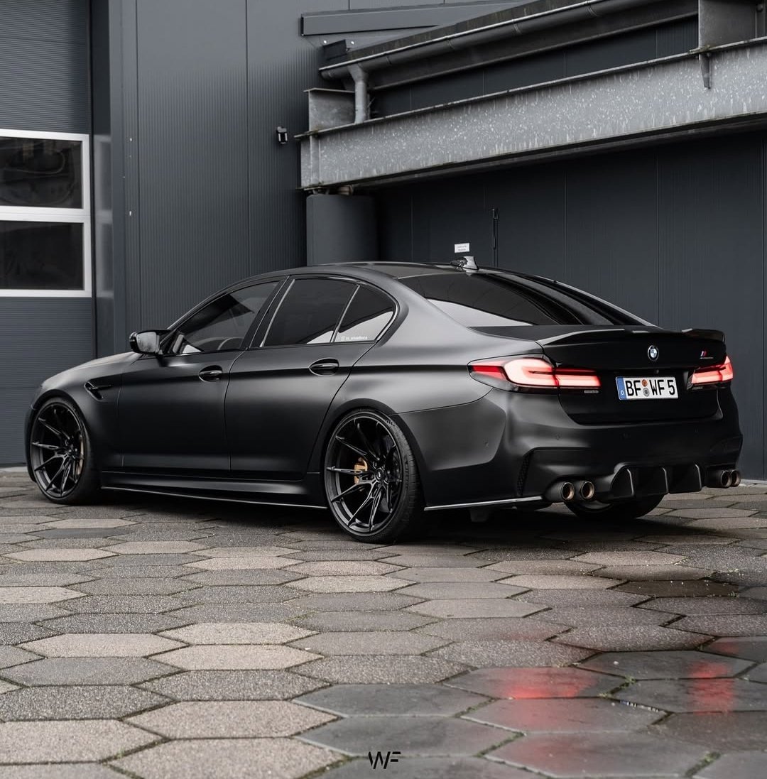ExoticBMW's tweet photo. Blacked out BMW M5 Competition 💣 https://t.co/geAJR51GU6