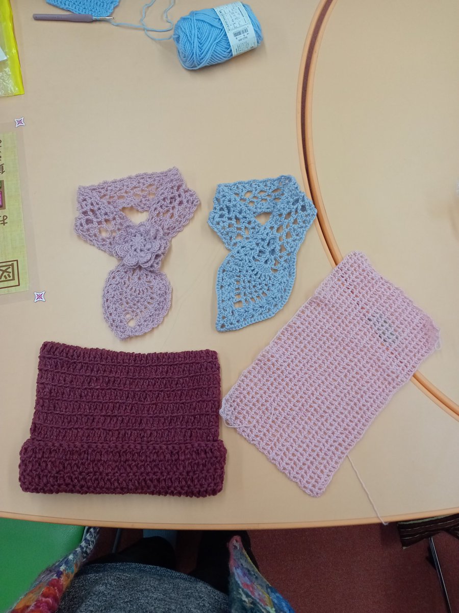 yarn_bombing23's tweet photo. 毛糸、かぎ針、棒針、その他編み物資材の処分をお考えのあなた、どうか【この指とまれ】にご寄付をご検討ください。せっかく買われた糸たち、命を吹き込ませてください。よろしくお願いします🙇DMお待ちしています。譲っていただいたその後をツリーに繋げます↓↓ https://t.co/KAV2o2bASH