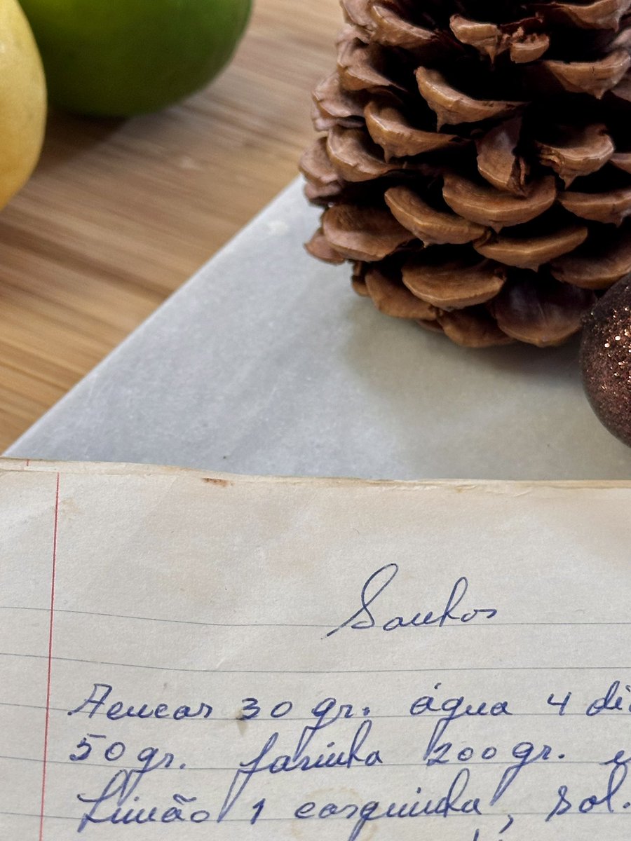 sweetsalgado's tweet photo. I wanna share this special recipe with all of you. From my mom’s recipe book: SONHOS - Christmas Dreams #XmasPartyCozyChristmas https://t.co/NyuZEanEUB