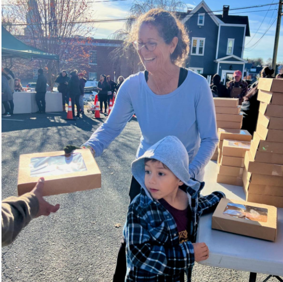 A heartfelt thank you to the Steven &amp; Alexandra Cohen Foundation (@CohenGive) for making this year’s Thanksgiving distributions possible! Your generous support has helped us provide meals &amp; joy to families in need, ensuring everyone can celebrate this special season. #CohenGive