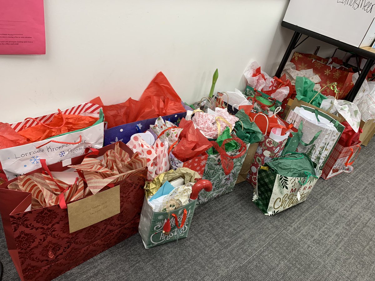 Laura Stauffer tweet media