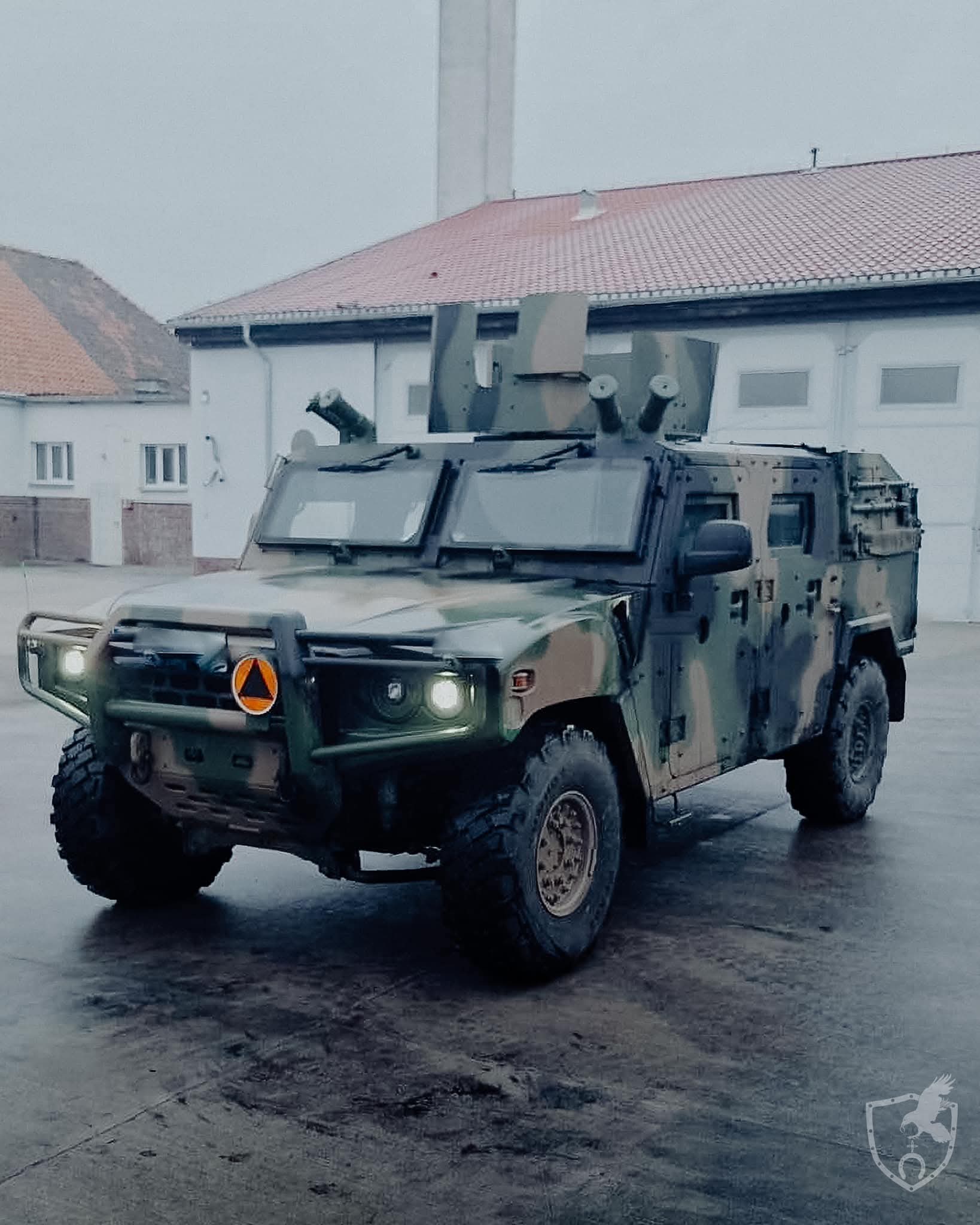 TheGreyPatriot on X: "🇵🇱🇰🇷 As of today our 20th Bartoszyce Mechanized Brigade received first KLTVs for their recon units. Official name is LPR (light recon vehicle) Legwan 4x4. #Poland #Polska #WojskoPolskie #WP #