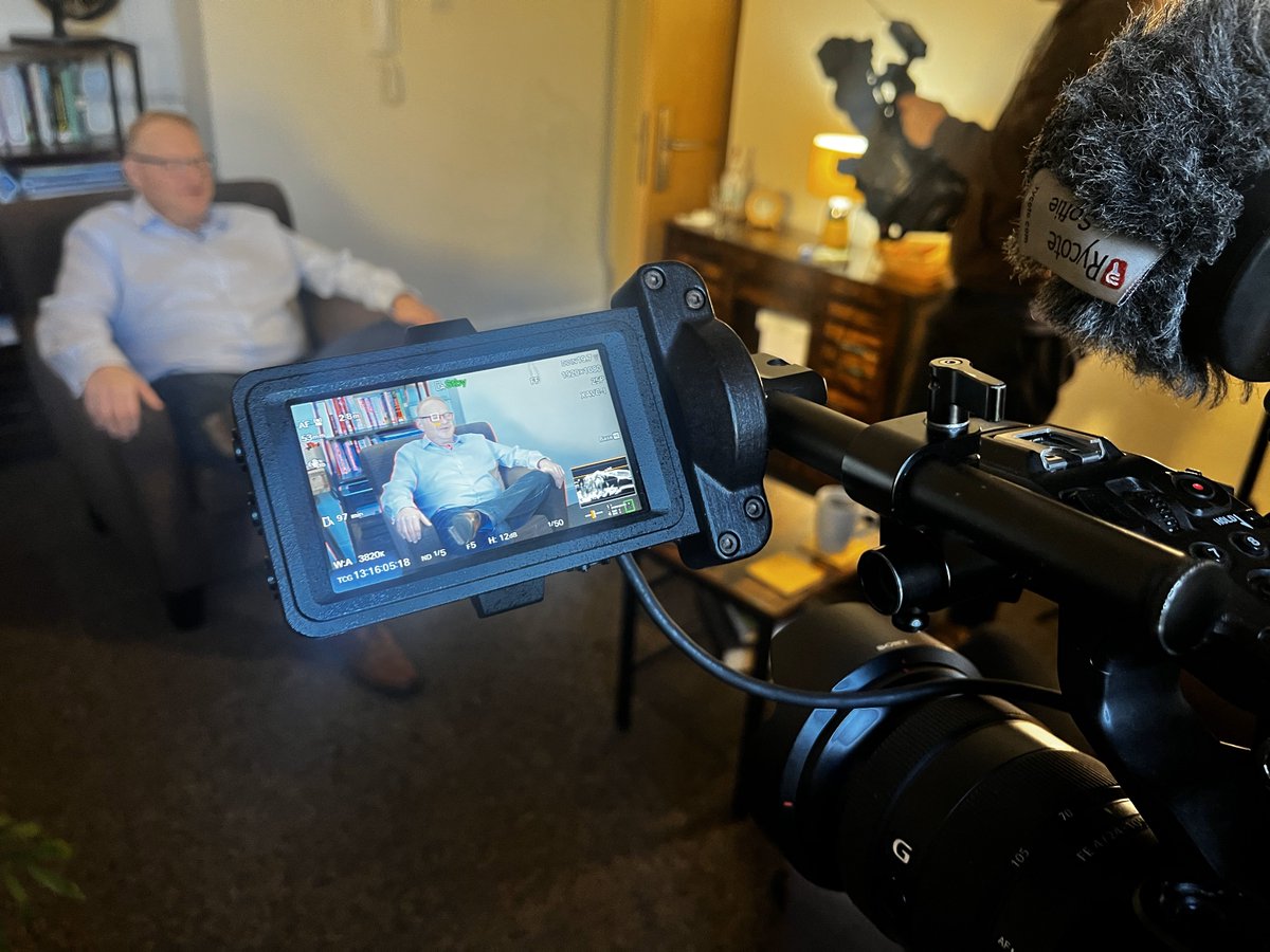 I recently collaborated with the BBC, and last week, we filmed at my office in Nottingham. 
This piece will air in January, and while I can't share all the details just yet, I'm truly thankful for the chance to contribute. I'm nervous, yes, but mostly grateful!  #Therapist