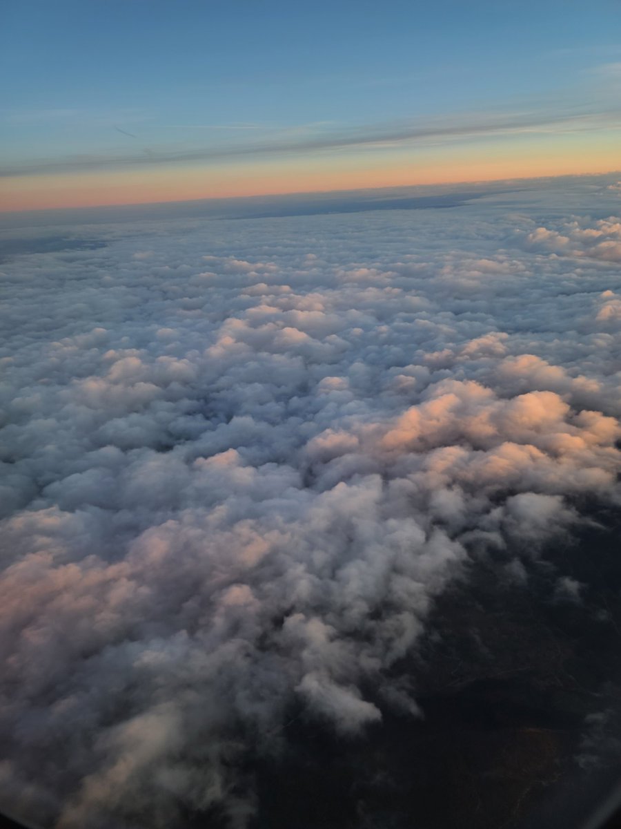 SuperPowerFaust's tweet image. Sitting on top of the clouds....