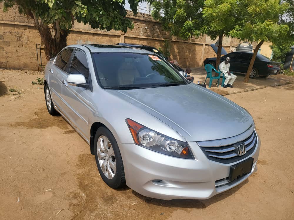 yusufpolity's tweet photo. Accord 2011 model 
Toks standard 
Duty 
Everything blessed 
6.5m 
08036366557 https://t.co/Vu9mYMF6SH