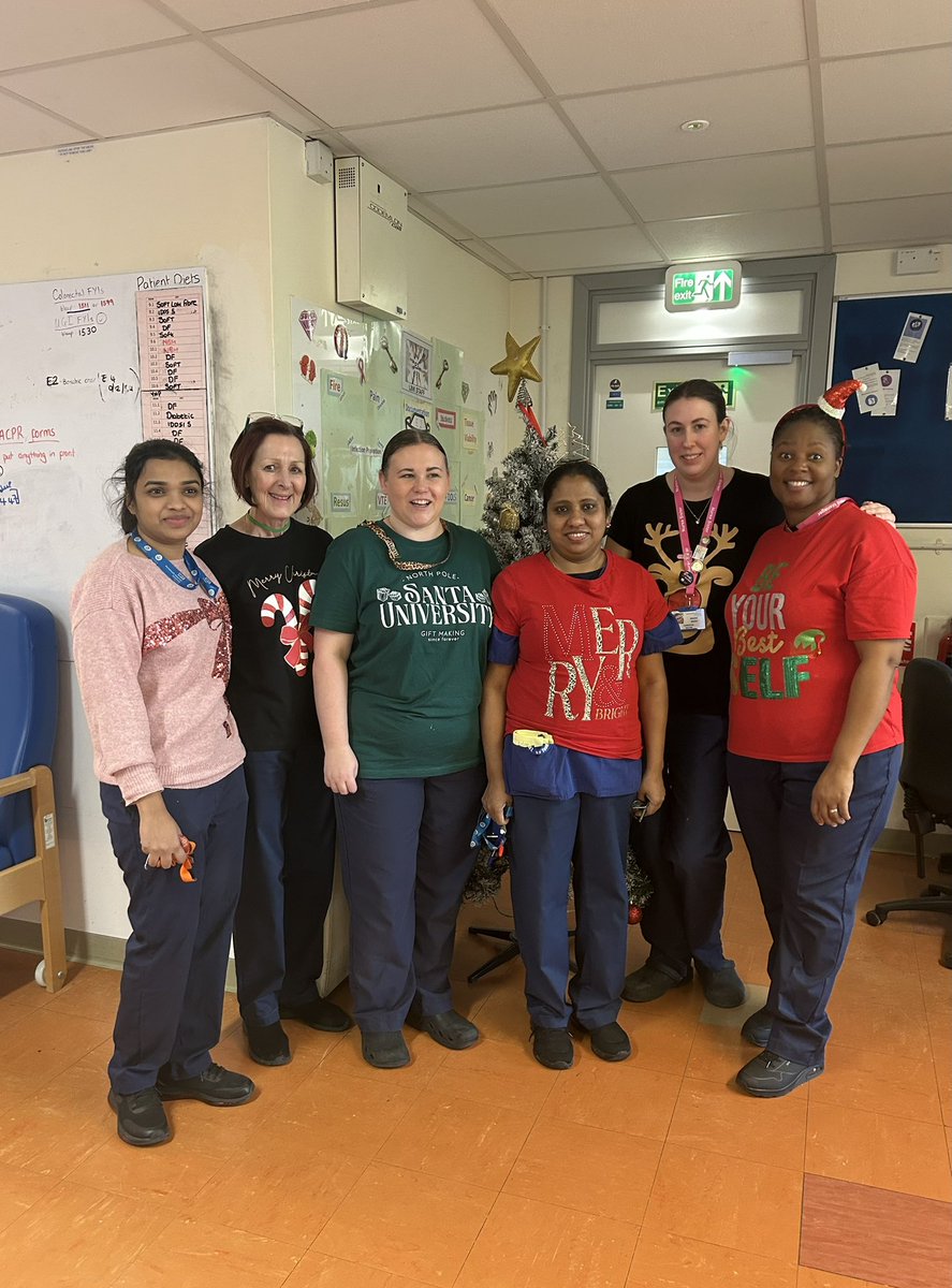 54321DianaC's tweet photo. Happy Christmas everyone! 
From Team Surgery
@cath_puttock @hcdocherty1 @sabaderc @lizzie_keen86 @SopDivision @PHU_NHS https://t.co/bKOs7UYoIA