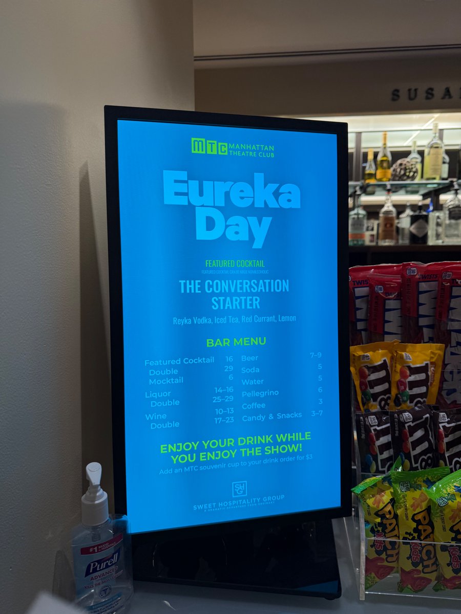 BwayDrinks's tweet photo. Themed drinks at Eureka Day on Broadway. https://t.co/XWUgCeUfMf
