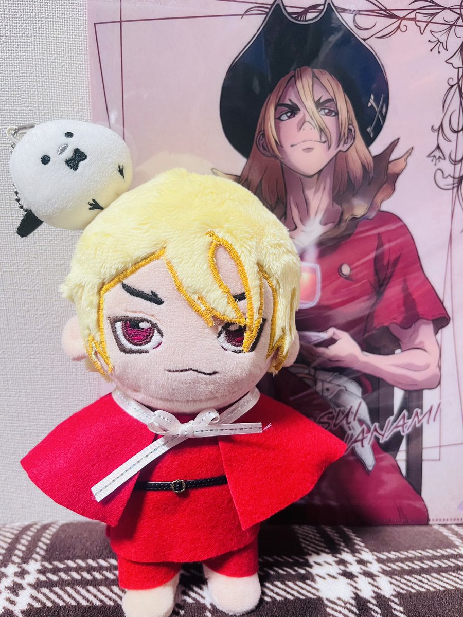 chro_m2's tweet photo. 龍水とスイカちゃんのサンタ衣装
#ドクターストーン https://t.co/ozcfYiiTwc