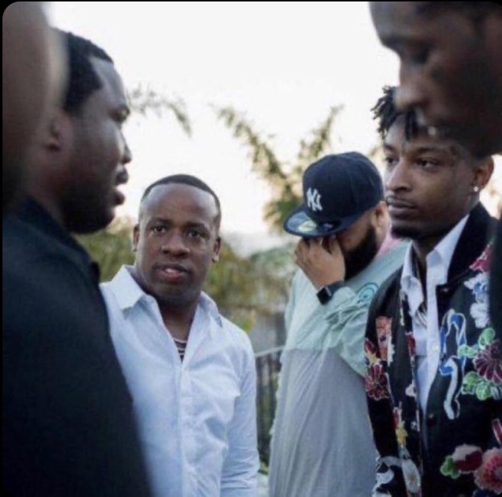 _leviiiiii's tweet photo. LMFAOOOOOOOOOOOOOO https://t.co/lp42YRhecw