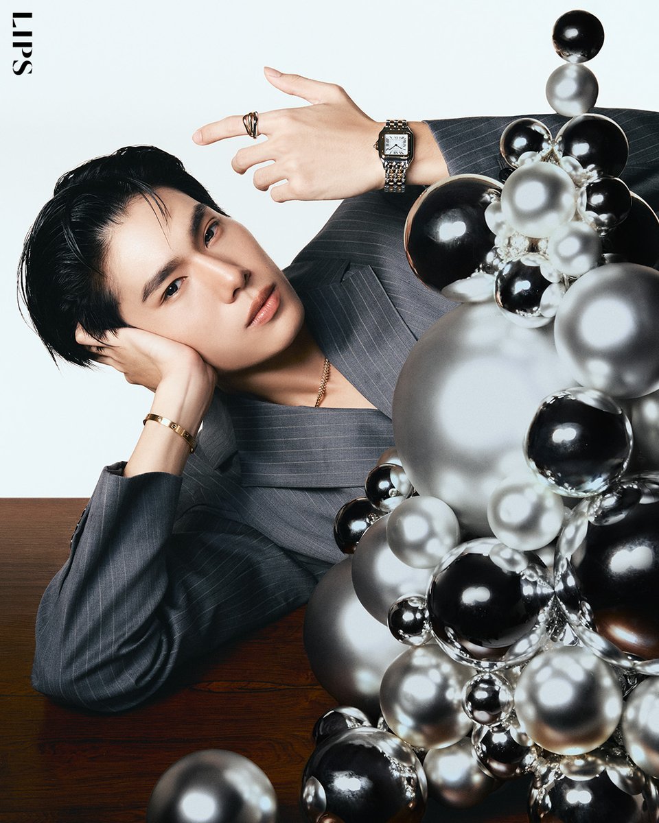lipsmagazine_th's tweet photo. “ลองดูก่อน” ทัศนคติที่ส่งให้ภูวินทร์มีงานแสดงต่อเนื่องตั้งแต่อายุ 11 ปีจนวันนี้ในวัย 21 และจากคนที่เคยใส่แต่นาฬิกา เมื่อได้ลองสวมแหวน Trinity, Panthère de Cartier, กำไล Juste un Clou กับจี้ Love ก็ติดใจสไตล์ใหม่ในตัวเอง     

@Cartier
#Cartier #CartierThailand
#Phuwintang https://t.co/sXKm5SaXIp
