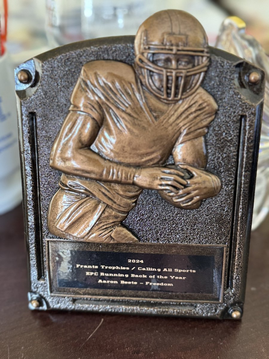 Aaron Beete (@aaron_beete) on Twitter photo Grateful to be name EPC Running back of the year!! <a href="/KeithGroller/">Keith Groller</a> <a href="/LVFoxSports/">Fox Sports Radio 94.7FM & 1230AM</a> <a href="/RoederJason/">Jason Roeder</a> Grateful to be name EPC Running back of the year!! <a href="/KeithGroller/">Keith Groller</a> <a href="/LVFoxSports/">Fox Sports Radio 94.7FM & 1230AM</a> <a href="/RoederJason/">Jason Roeder</a>