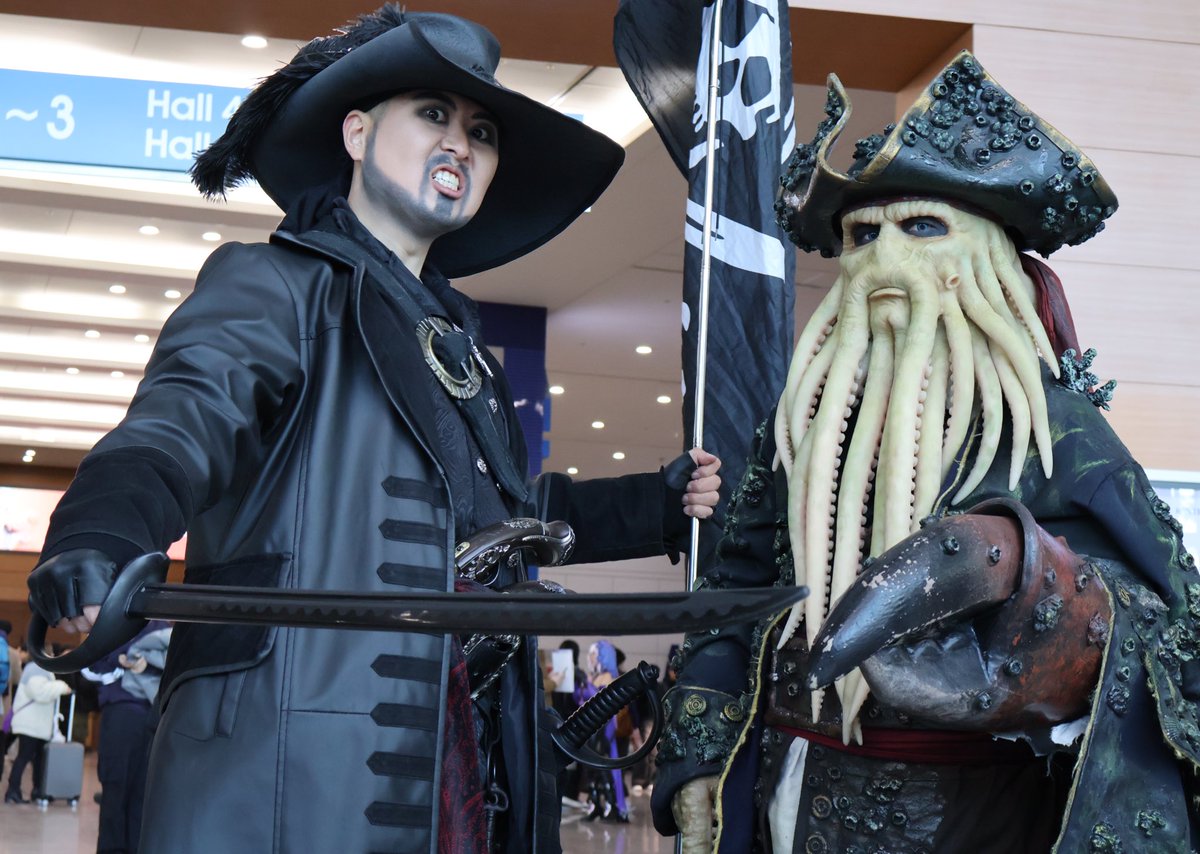 ☠️ : 생존자들은 어떻게 할까요?
🐙 : 한 놈도 남기지 마.
☠️ : 😈

📸 : <a href="/goodmad_cos/">휴코 해제! 매드 그린 🎗Mad Heavens😷🇺🇦</a>