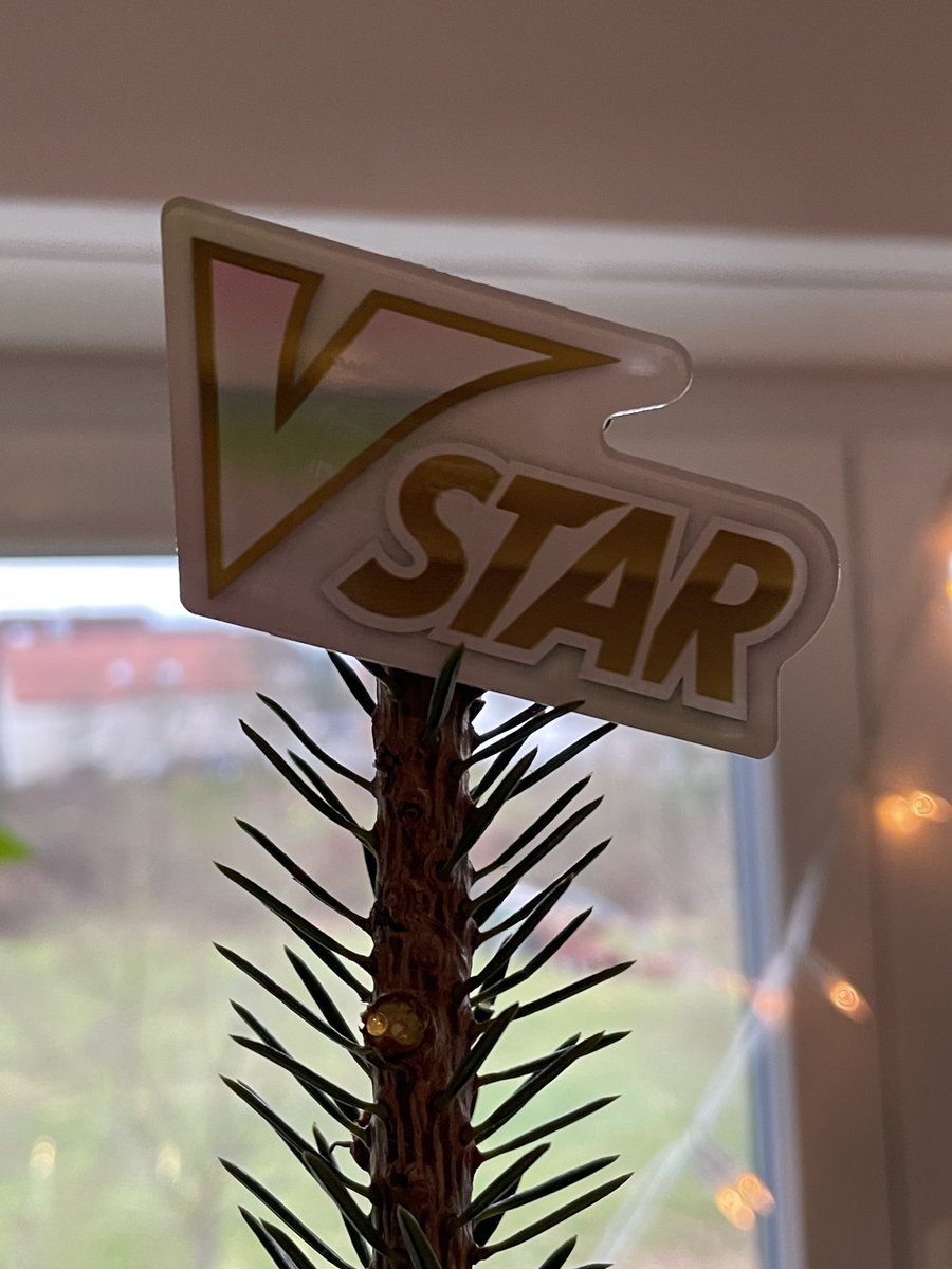 RFailmeister's tweet photo. Christmas-VStar 🎄 https://t.co/UWL80naRAz