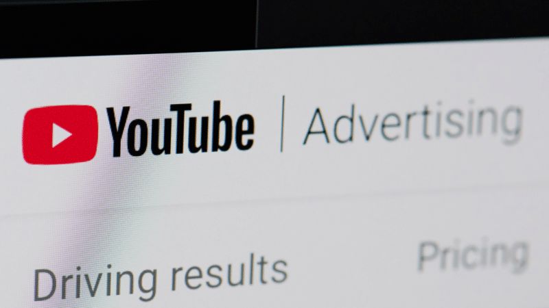 Hoffman8's tweet photo. Cory Henke discusses 3 #YouTubeAd formats you need to reach and engage viewers in 2025 via @sengineland>> https://t.co/31FZve5kaH https://t.co/BlJPKpPqap