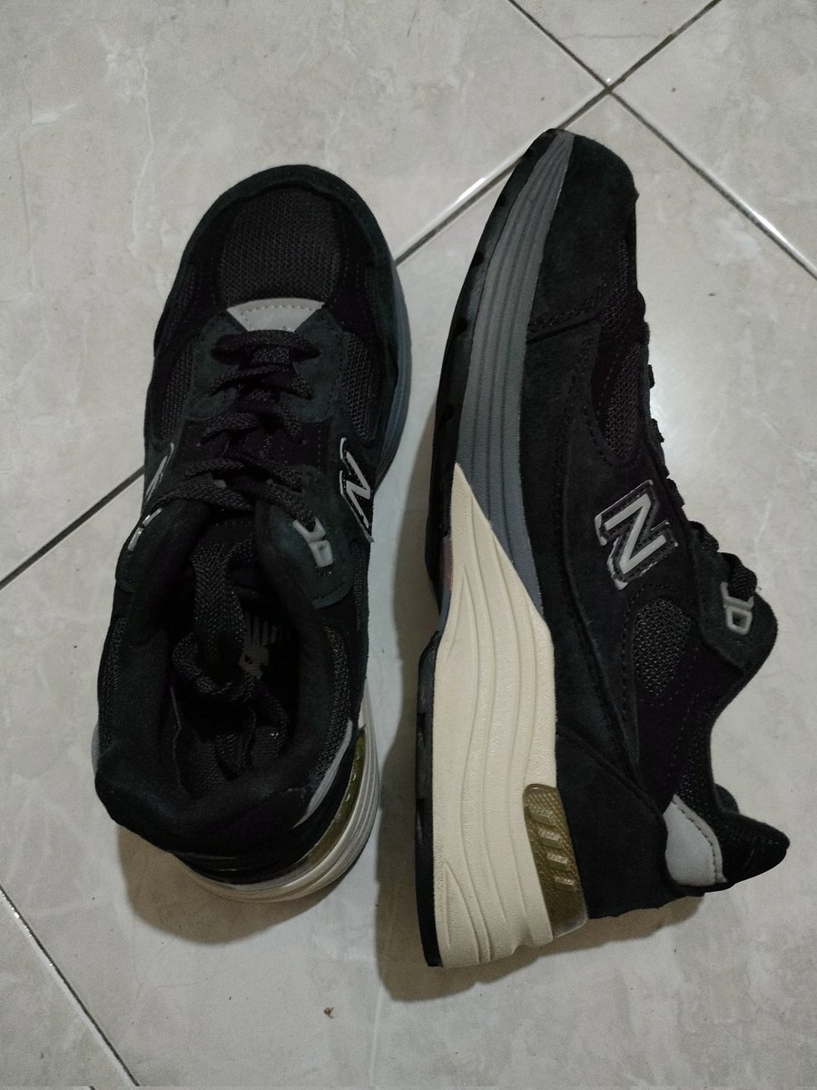 Afaaaaa21's tweet photo. preloved sepatu new balance
kondisi masih bagus poll
ukuran 38 
insole 23,5 cm
📍 jogja
💸 350k
wts wtb
bisa 🍊 ya
https://t.co/U0T60Pe1XX
#wts #wtb #zonauangᅠ https://t.co/ThKcrmX08y