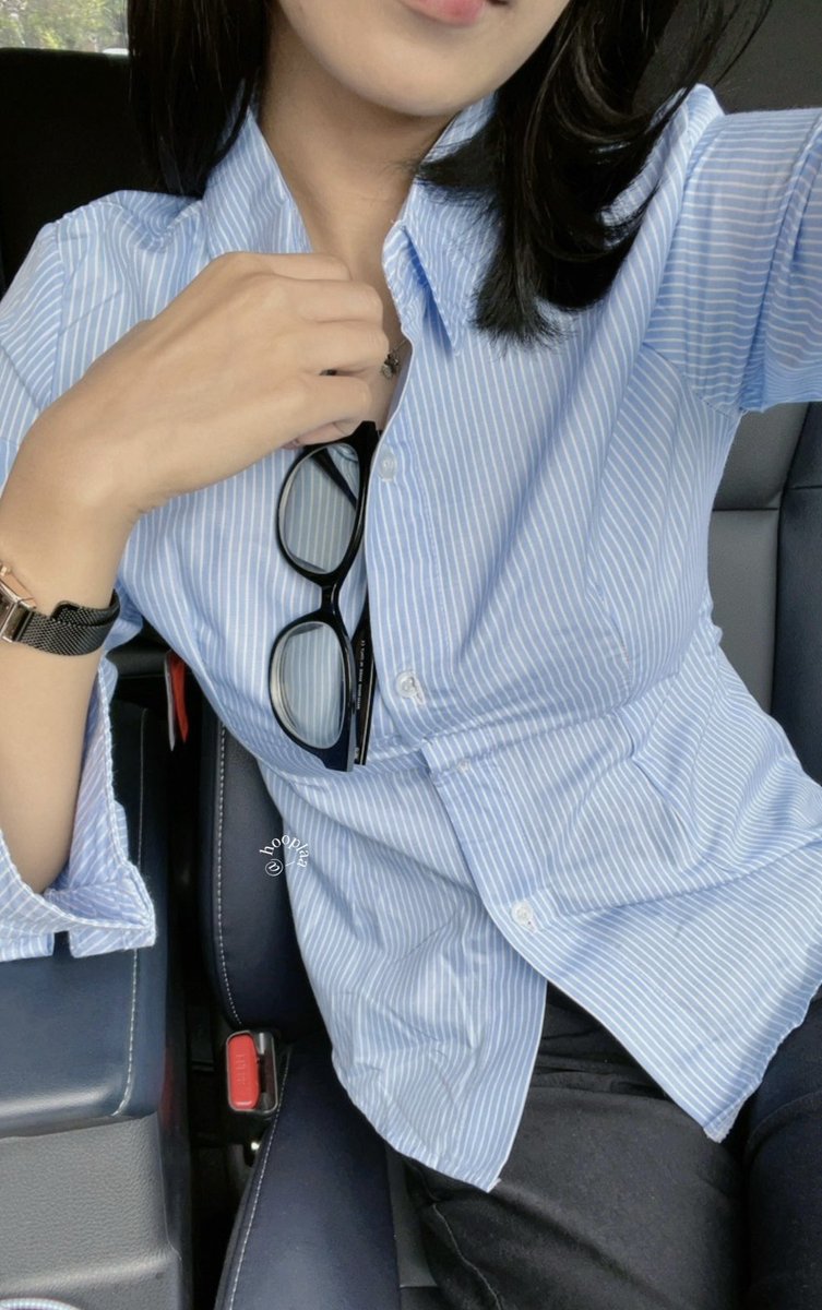 hooplaa_'s tweet photo. NEMU KEMEJA SLIM FIT YG CUTTINGANNYA CAKEP, ADEM + GA TERAWANG😭❤️

asli ini dipake buat ngantor, acara2 lain juga cocok bgtt https://t.co/HOEkRjfafm
