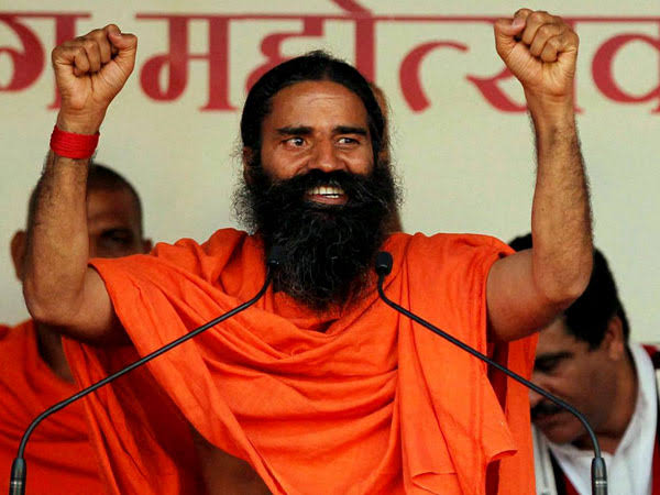 shawnchauhan1's tweet photo. In 2016, India's biggest yoga guru with 50M followers declared war on Maggi noodles.

He cost Nestlé ₹2,000 crores in weeks.

The entire industry thought Maggi was finished.

But what Nestlé did next left everyone speechless...

Here's the greatest comeback in FMCG history 🧵 https://t.co/8Tdjot762W