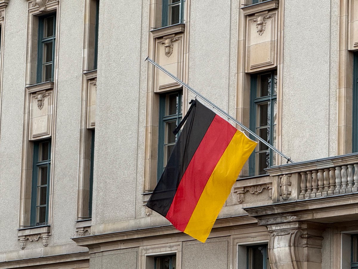 Kriminalistik-Professor Christian Matzdorf #HWRBerlin im Interview: „Wir haben ein überkommenes Bild, was Täter vergleichbarer Taten angeht“ welt.de/politik/deutsc… <a href="/welt/">WELT</a> 
#MagdeburgAttack #Magdeburg #Weihnachtsmarkt <a href="/AhmadMansour__/">Ahmad Mansour 🎗️</a> <a href="/IrisSpranger/">Iris Spranger</a> <a href="/polizeiberlin/">Polizei Berlin</a> <a href="/Innensenatorin/">Senatsverwaltung für Inneres und Sport</a>