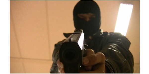 🔵MO NEWS | Un client désarme les braqueurs d'un libre-service - ⤵️
monewsguyane.com/2024/12/23/un-…