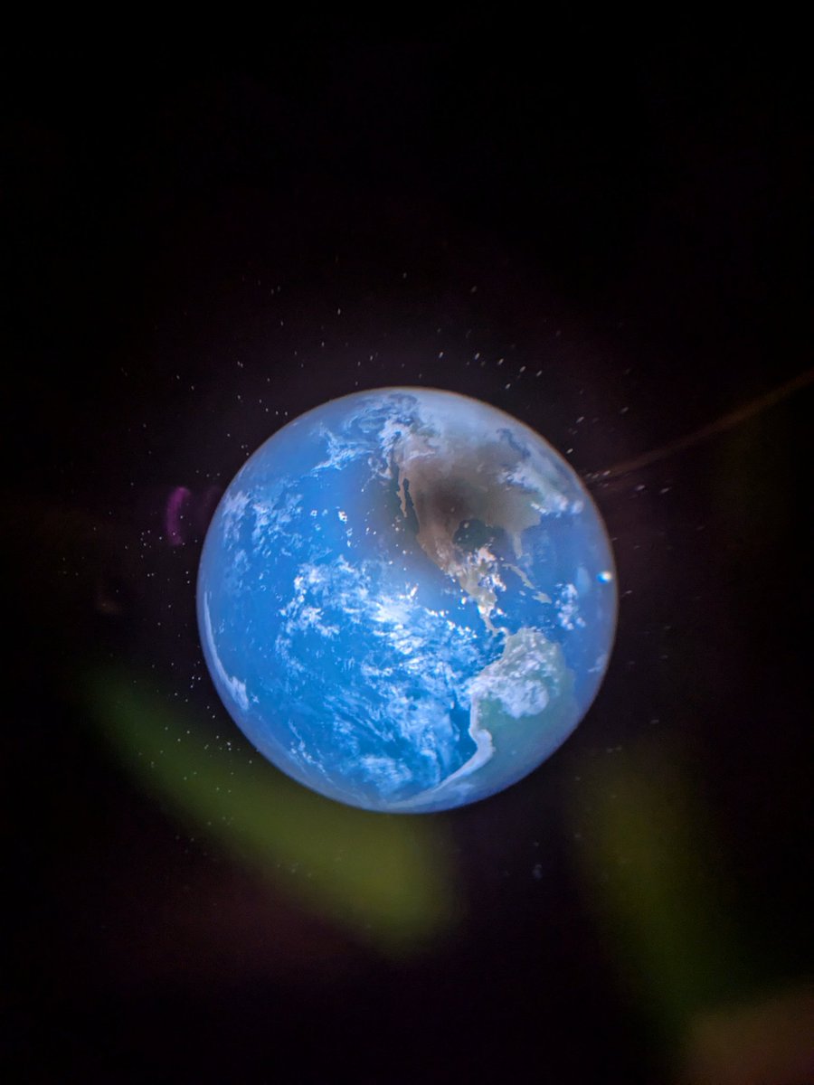 kokoro_racing's tweet image. たまにはレースゲーム以外も遊びます！
Pimax Crystal LightでプレイするUniverse Sandbox、間違いなく神になれるゲーム！
皆既日食とミルコメダ銀河をどうぞ🌍
#pimax #Universesandbox #皆既日食