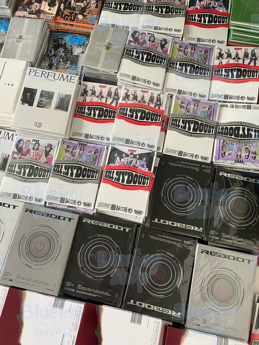 bluejayshop's tweet photo. #Bluejayshop_GA 
SEALED ALBUM GIVEAWAY FOR 2 WINNERS! 🧚🏻

- follow us 🔔
- like and retweet 
- reply

ends in 3 days 🚶‍♀️ https://t.co/iHg1xzVPyU