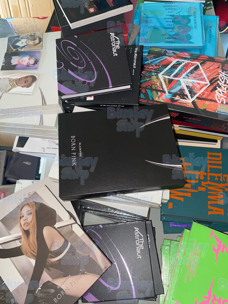 bluejayshop's tweet photo. #Bluejayshop_GA 
SEALED ALBUM GIVEAWAY FOR 2 WINNERS! 🧚🏻

- follow us 🔔
- like and retweet 
- reply

ends in 3 days 🚶‍♀️ https://t.co/iHg1xzVPyU