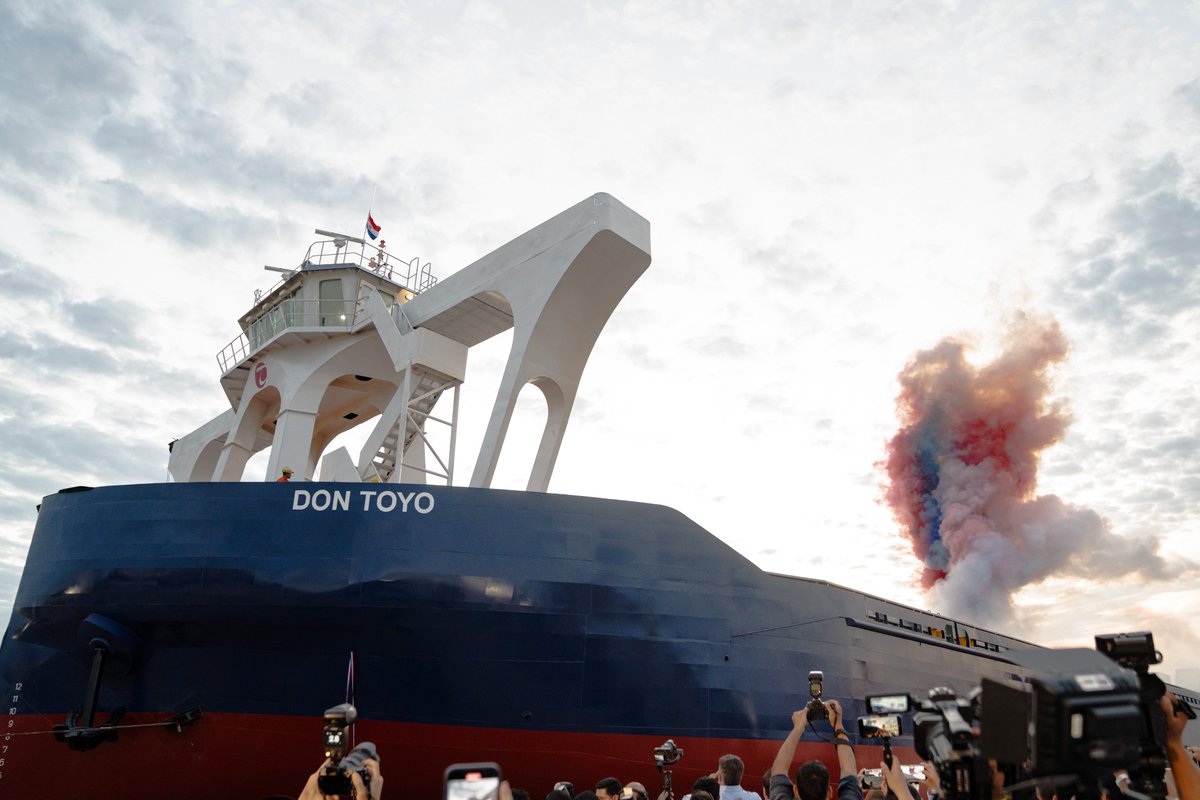 Grupo Toyotoshi tweet media