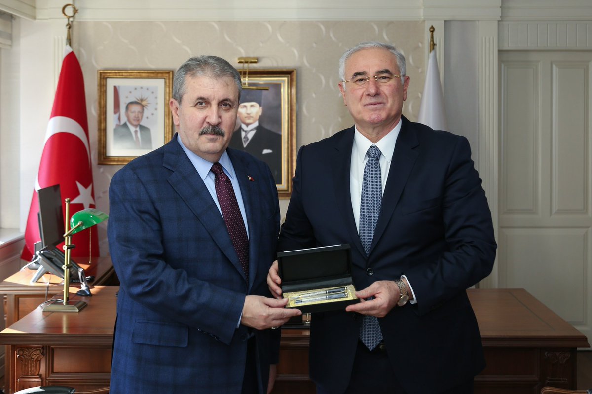 Mustafa_Destici's tweet photo. Kamu Başdenetçiliği #ombudsman görevine seçilen önceki dönem Yargıtay Başkanımız Sayın Mehmet Akarca’ya heyetimizle birlikte hayırlı olsun ziyaretinde bulunduk. 

Misafirperverliği ve ilgilerinden dolayı teşekkür eder, hayırlı olması dileğimle üstün muvaffakiyetler dilerim. https://t.co/L13GVaIyYj