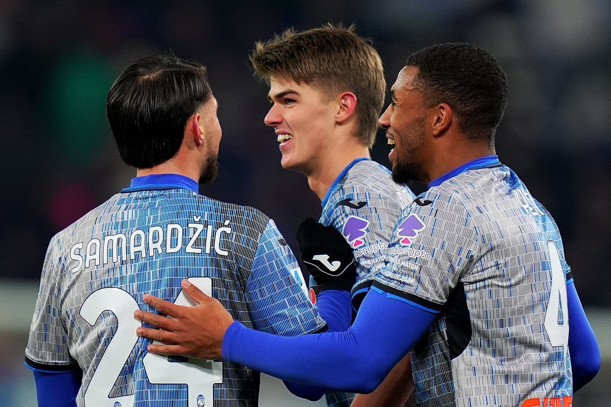 zondacrypto's tweet photo. 🎄 @Atalanta_BC Christmas Match 2024: Football Meets Generosity! 🎄

After an exciting 3-2 win over Empoli - marking the 11th win in a row in Serie A - the Christmas Match 2024 jersey is ready to make a difference! As per tradition, these special jerseys will be auctioned, with all proceeds going to Amici della Pediatria ETS ODV to support children at Bergamo’s hospital.

✨ The jersey's elegant design is inspired by Gewiss Stadium, while the zondacrypto logo appears on its sleeve, witnessing our support to this amazing team and this initiative.

If you have read until here, consider participating in the auction to do good while becoming part of the history of this great club! 🎁