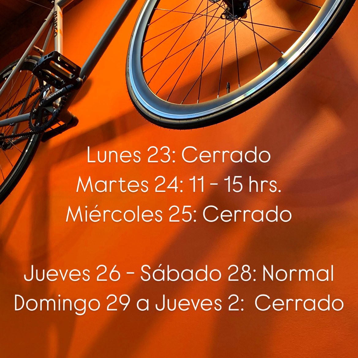 Horario próximos días:
Lunes 23: Cerrado
Martes 24:11 - 15 hrs.
Miércoles 25: Cerrado
Jueves 26 - Sábado 28: Normal
Domingo 29 a Jueves 2: Cerrado
.
#mibicio #mibiciotaller #horariodeatención #felicesfiestas #feliznavidad #felizañonuevo