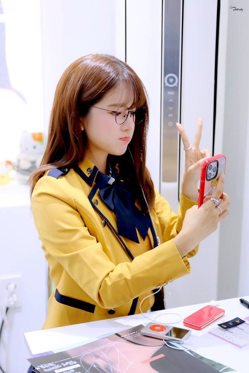 241106 생일카페
#우주소녀 #엑시 #추소정 #WJSN #EXY