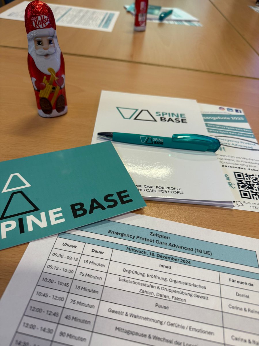 spinebase's tweet photo. Erfolgreicher Pilotlehrgang: Emergency Protect Care Advanced! Im Fokus: Deeskalation in kritischen Einsatzsituationen. Ein spannender Mix aus Theorie und Praxis - Danke an alle Beteiligten! #spinebase #deeskalation #training #feuerwehr #rettungsdienst  #gewaltangehen https://t.co/ld9tF9Jq5n